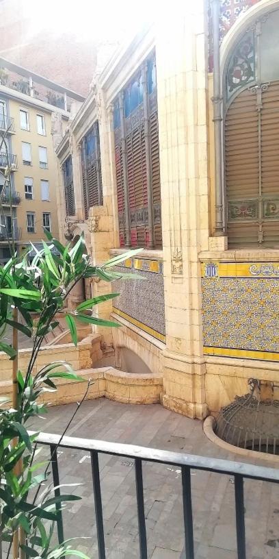 Precioso Apartamento Frente Del Mercado Central Valencia Exterior photo